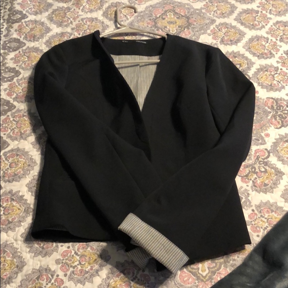 Maurice’s black blazer